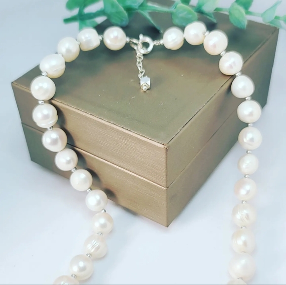 Freshwater Pearl Zirconia Charm necklace - Picture 4 of 4